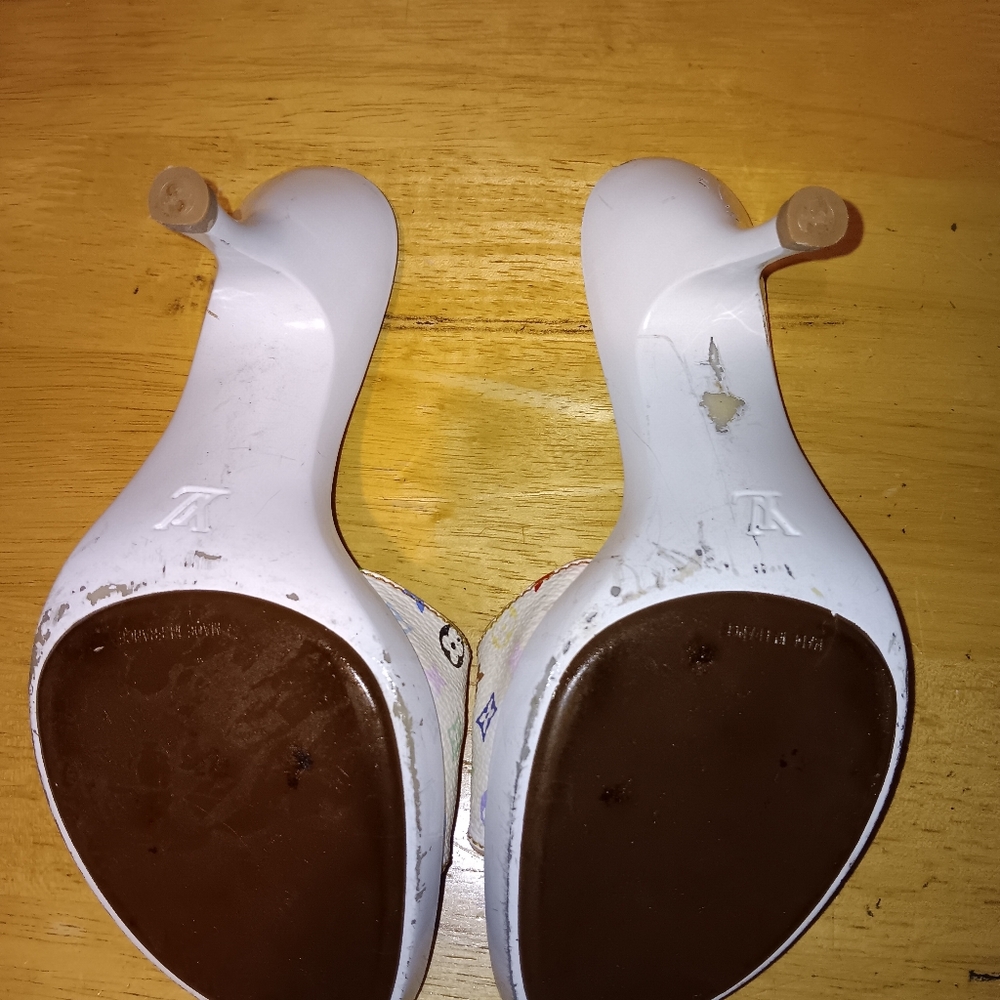 Louis Vuitton Rare Murakami Heels Size 6 - Picture 5 of 6